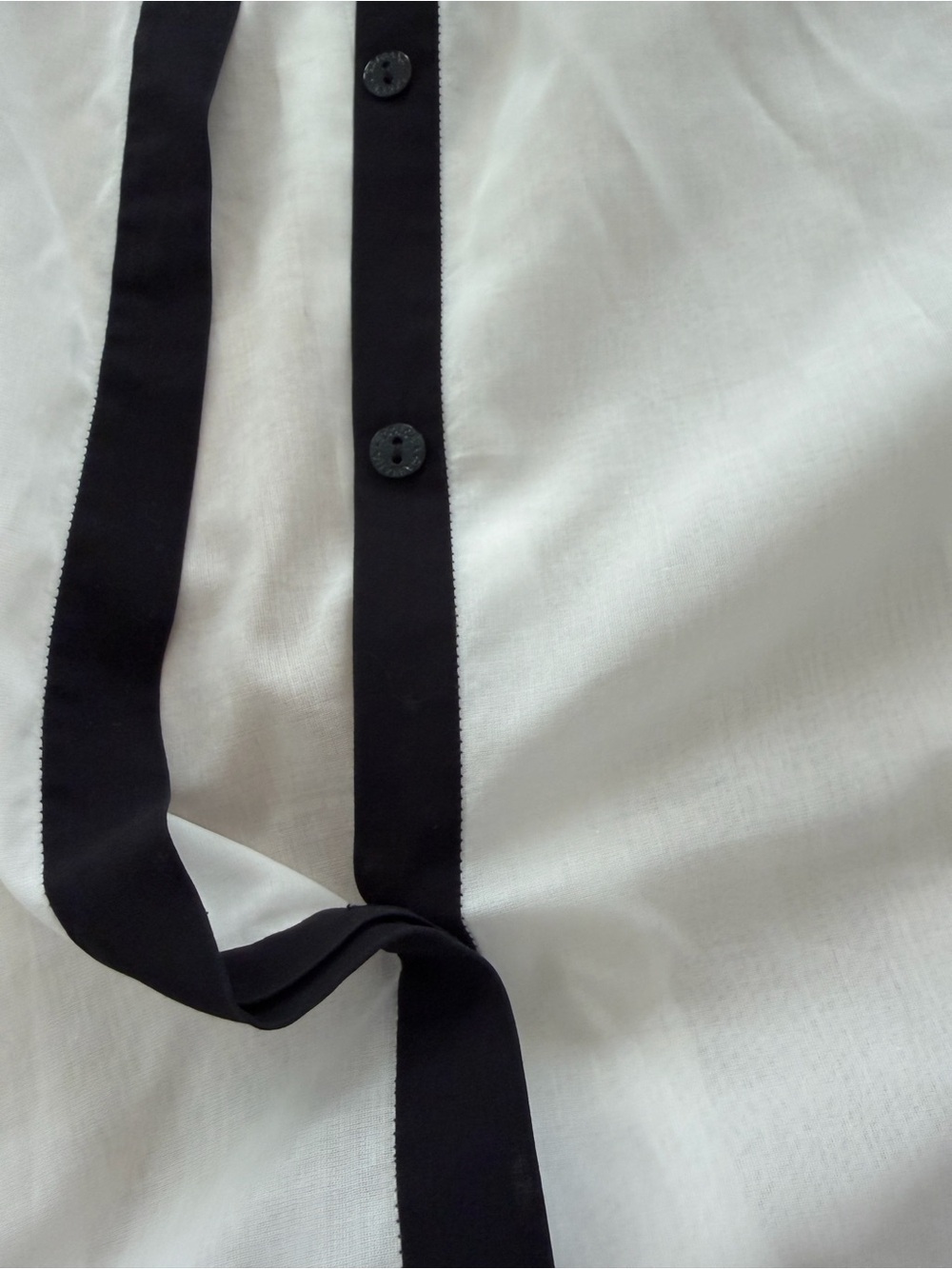 Dolce & Gabbana White Button-Up Shirt with Black Trim - Picture 3 of 7